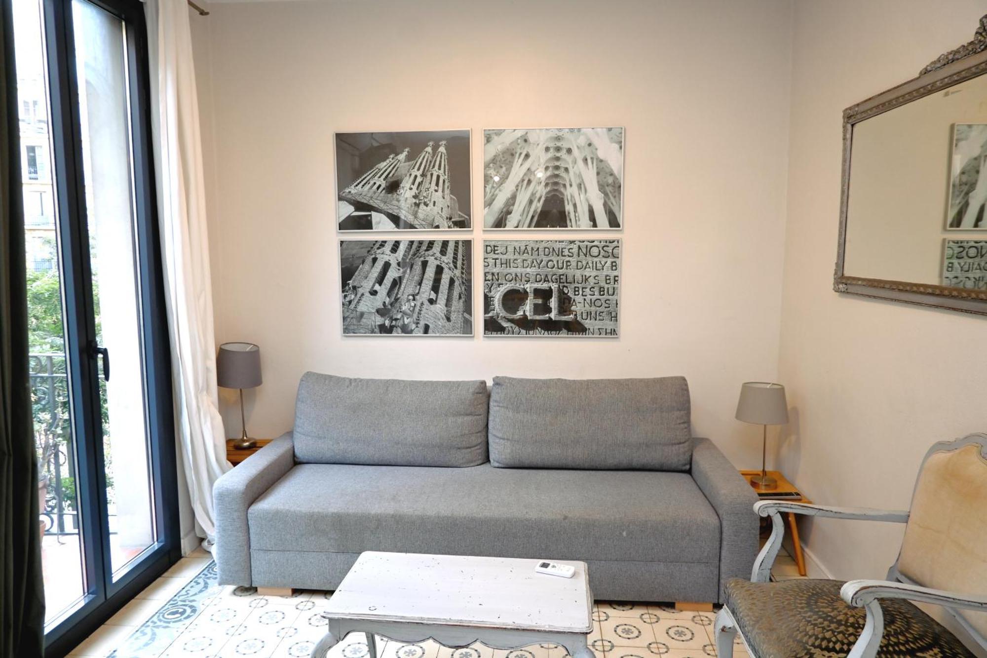 Homenfun Barcelona Sagrada Familia Marina Ngoại thất bức ảnh